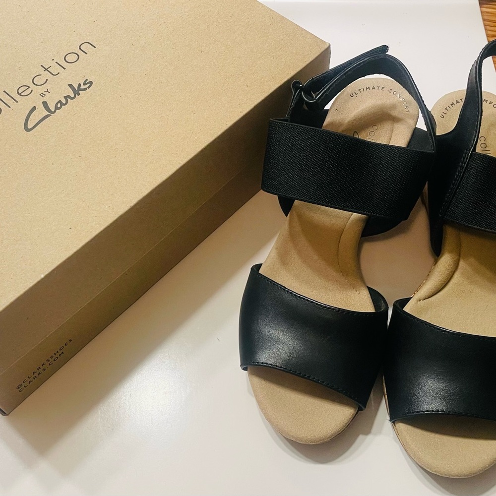 Clarks NWT Women's Black Wedge Sandals. Size 6.5